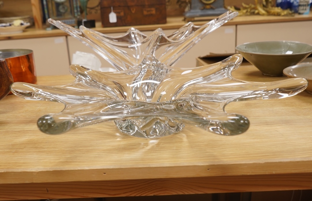 A 1950’s- 60’s Daum signed Crystal Starfish glass dish, together with a similar signed Daum Chrystal Splash bowl. Splash bowl 49cm wide. Condition - both good